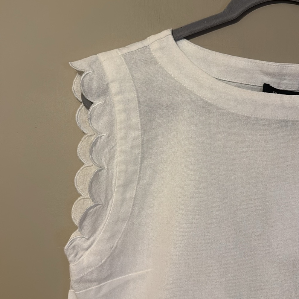 NWT- Ellen Tracy Scalloped Crop Tank, white, size small - Picture 5 of 10